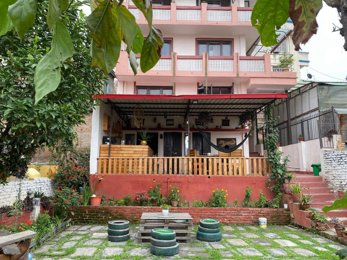 Birds Nest Hostel กาฐมาณฑุ ภายนอก รูปภาพ