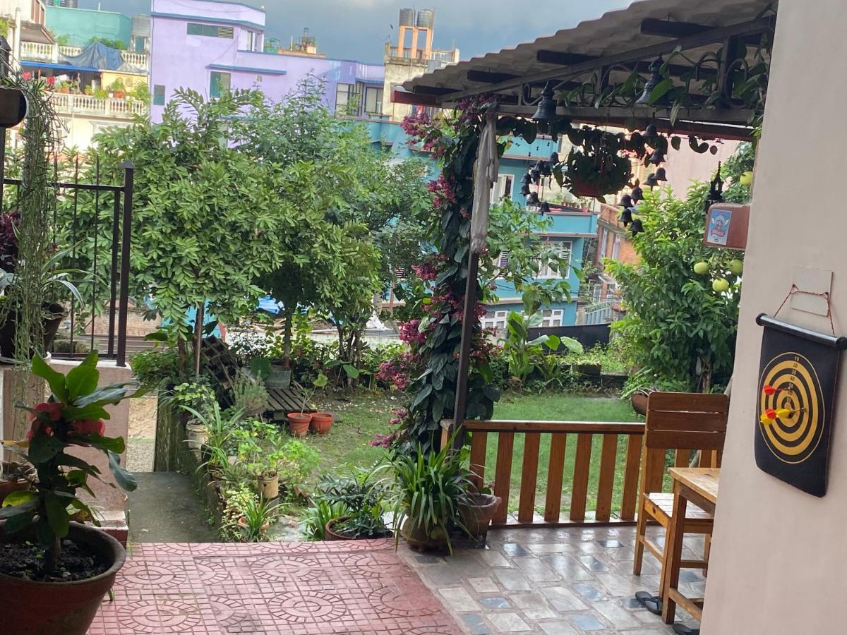 Birds Nest Hostel กาฐมาณฑุ ภายนอก รูปภาพ