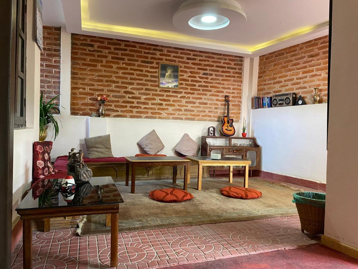 Birds Nest Hostel กาฐมาณฑุ ภายนอก รูปภาพ