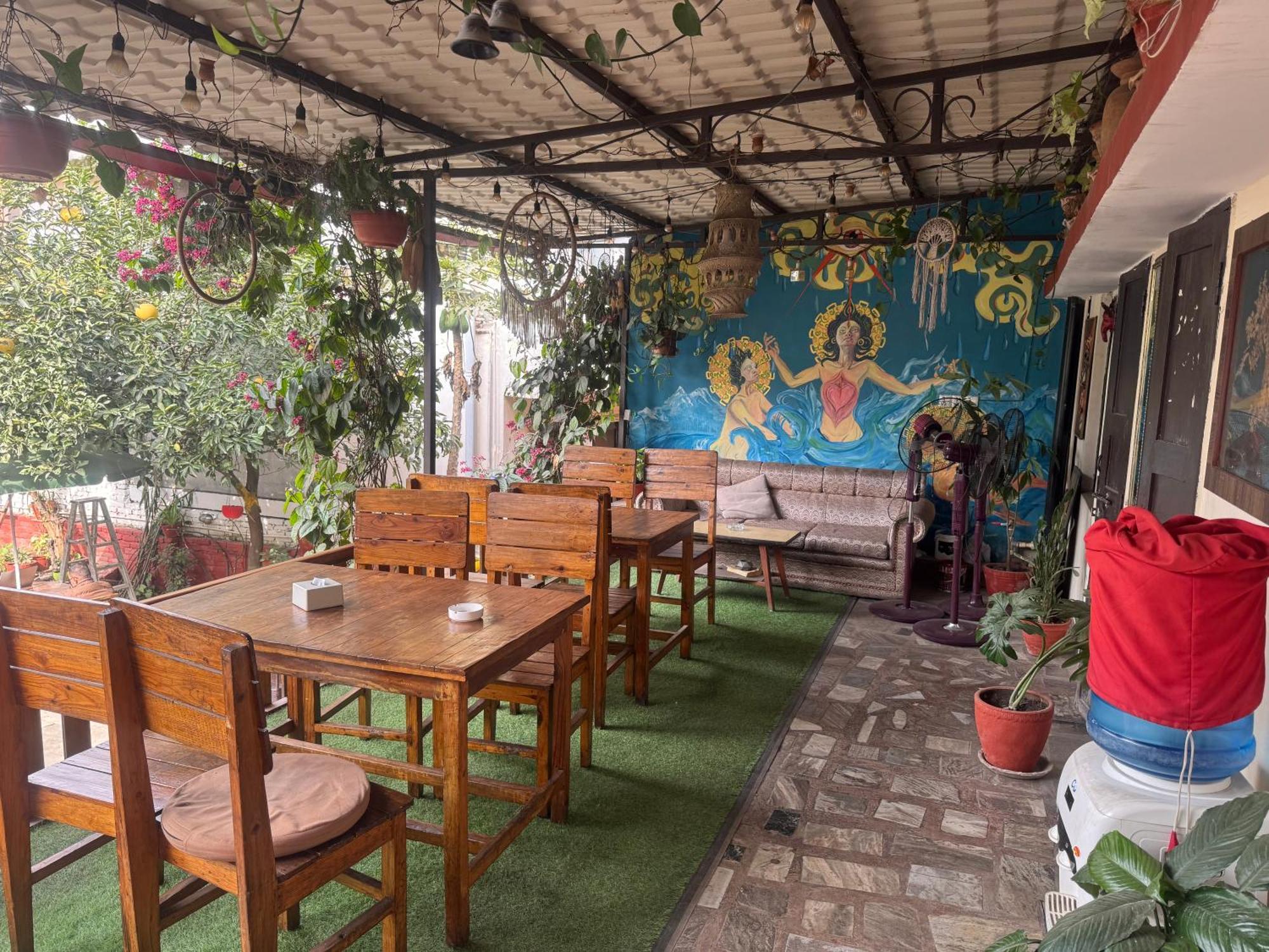 Birds Nest Hostel กาฐมาณฑุ ภายนอก รูปภาพ