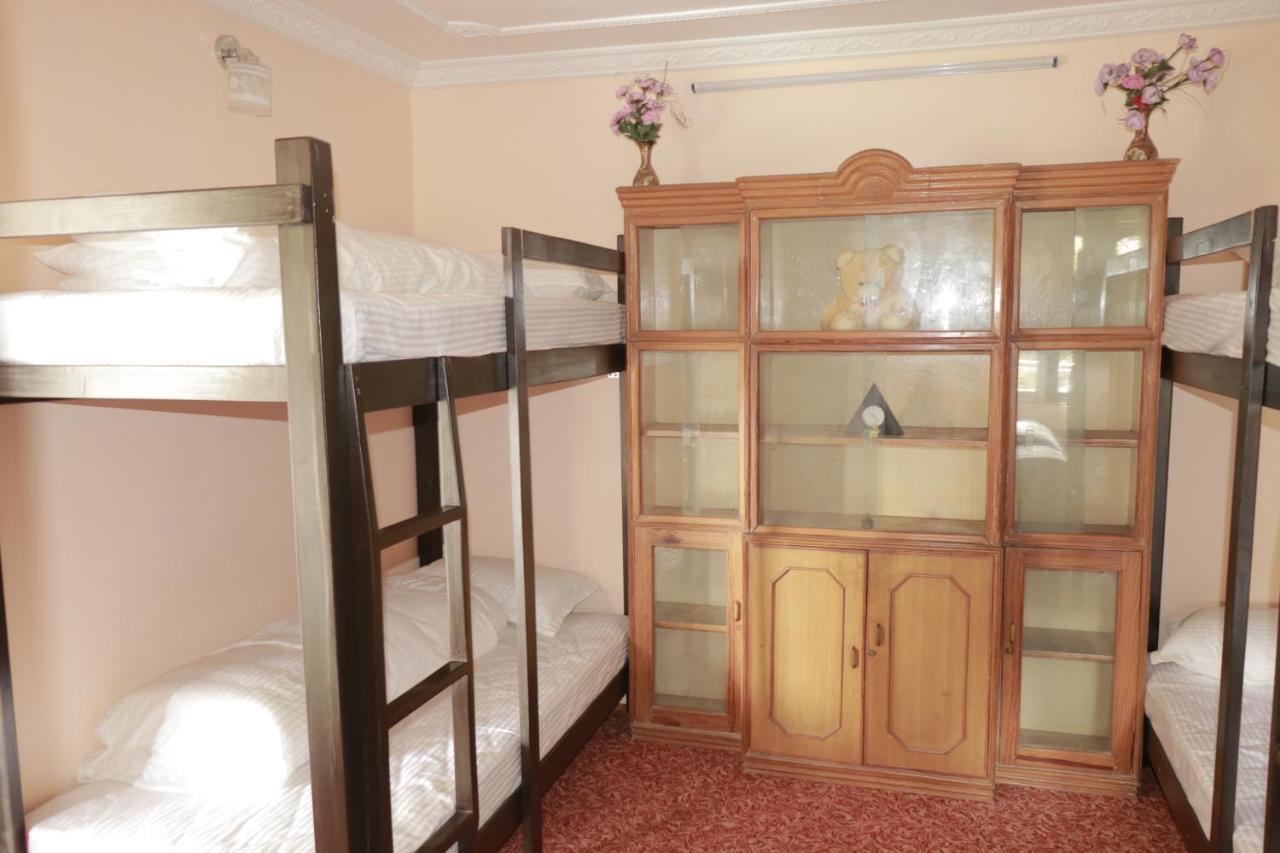 Birds Nest Hostel กาฐมาณฑุ ภายนอก รูปภาพ