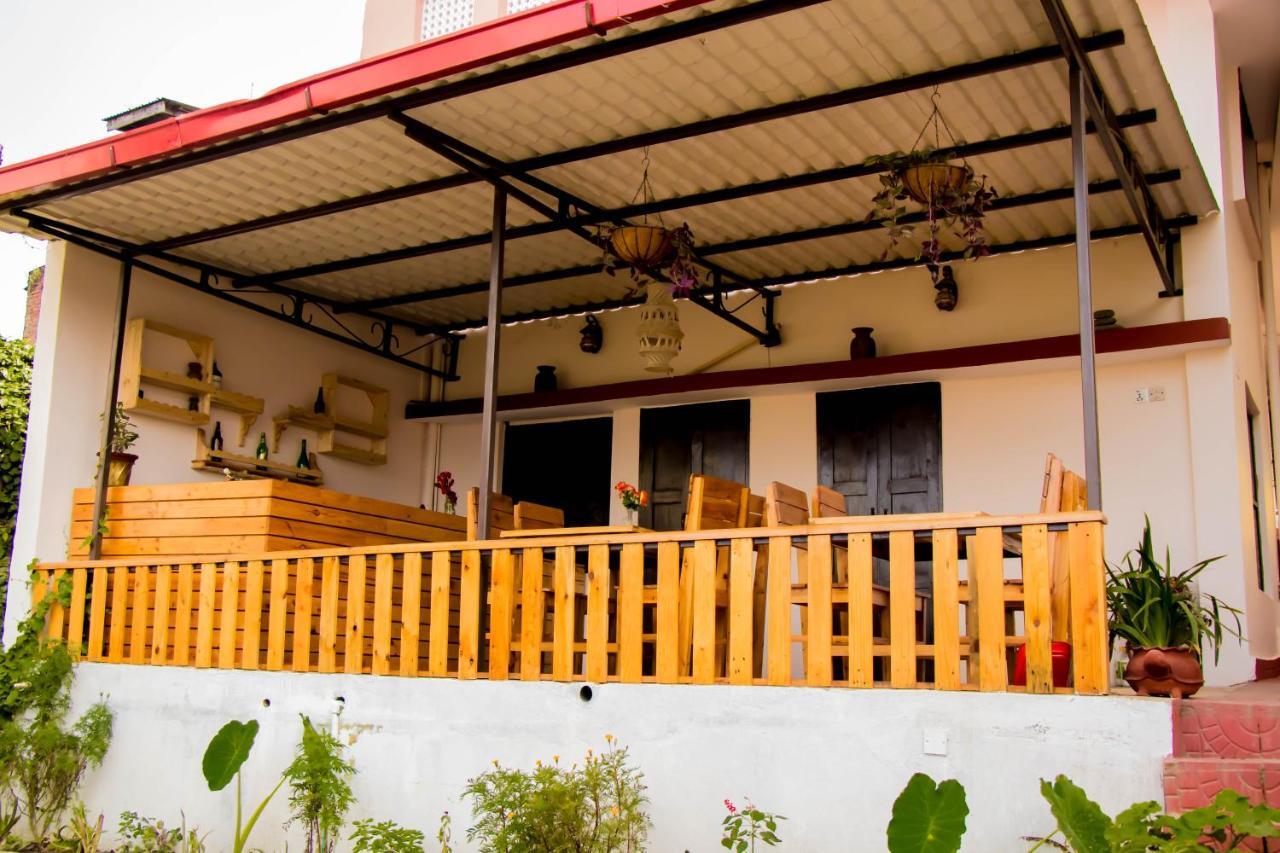 Birds Nest Hostel กาฐมาณฑุ ภายนอก รูปภาพ
