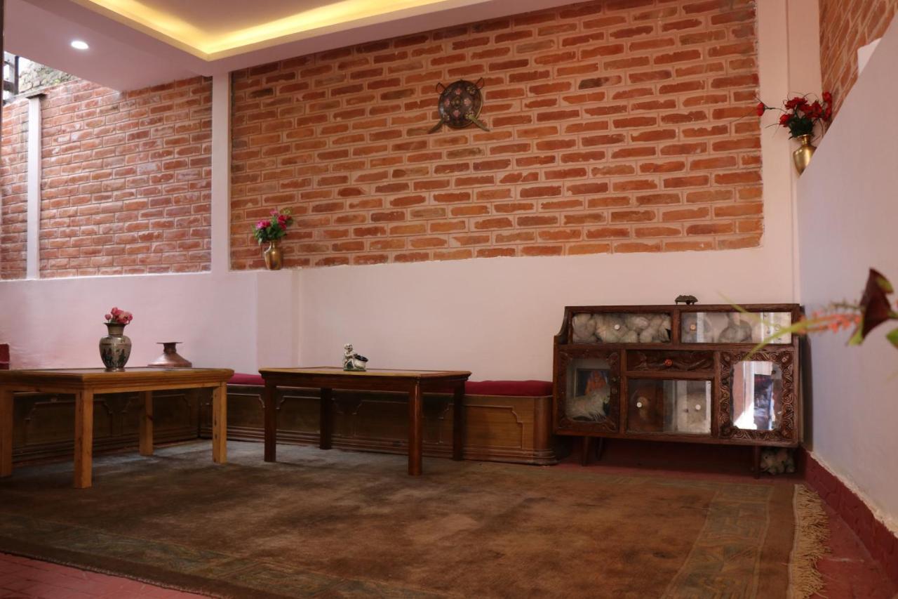 Birds Nest Hostel กาฐมาณฑุ ภายนอก รูปภาพ