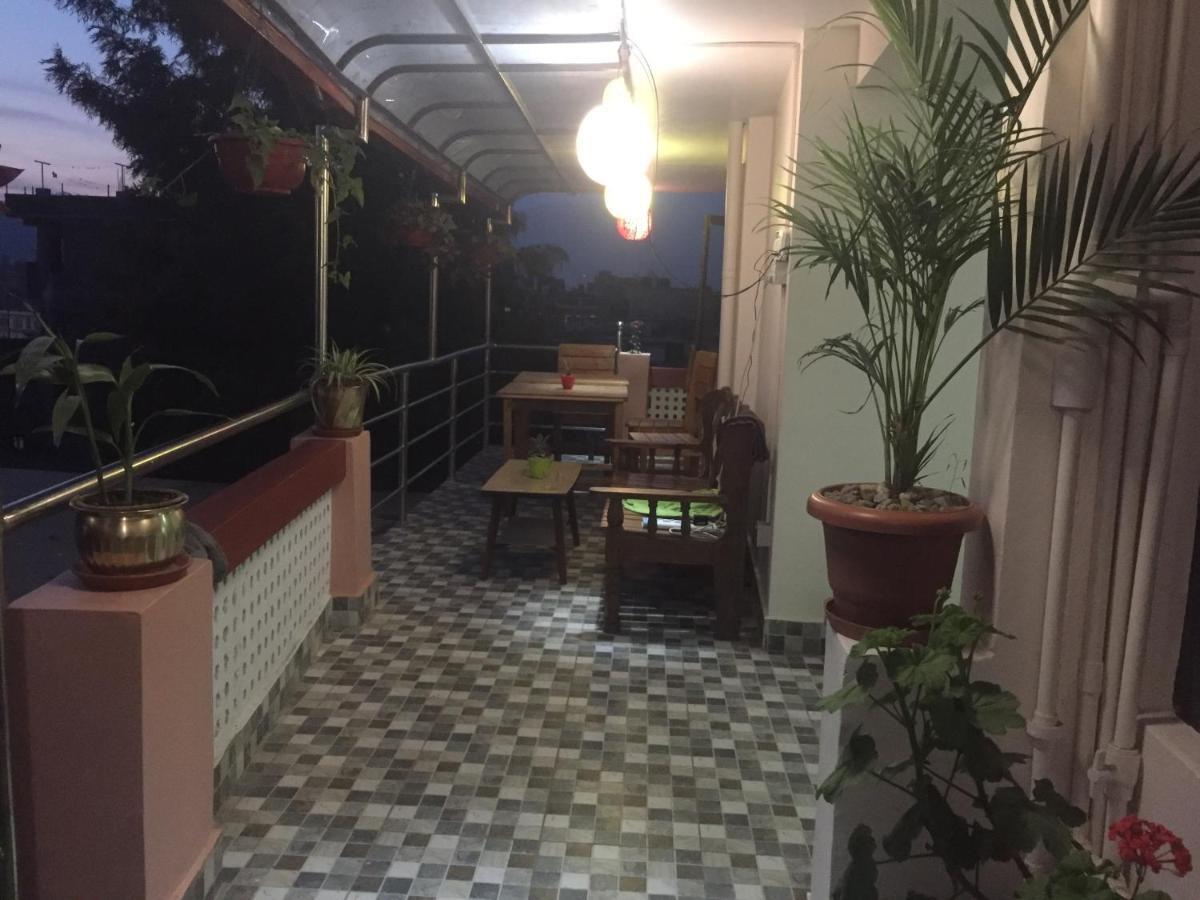 Birds Nest Hostel กาฐมาณฑุ ภายนอก รูปภาพ